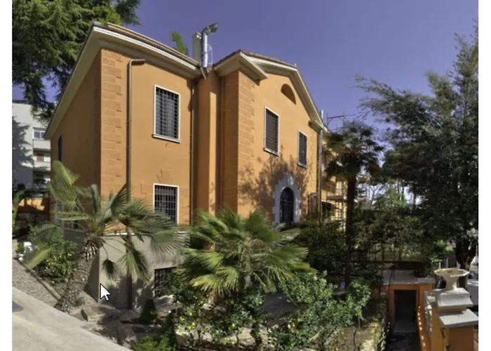 Contessa Arrivabene Antica Dimora Acomodação com café da manhã  Roma