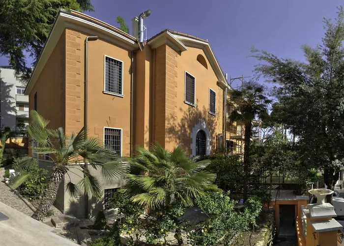 Contessa Arrivabene Antica Dimora Acomodação com café da manhã  Roma